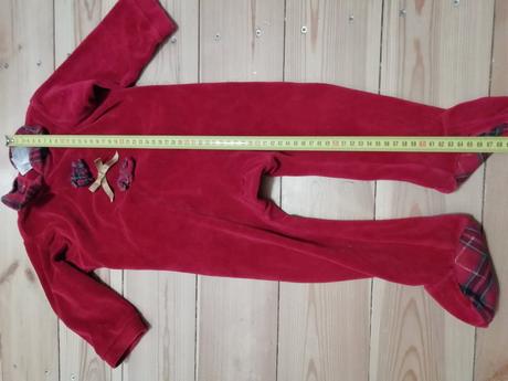 Vianočný overal, 80