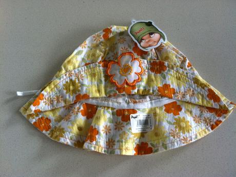 Dievčenské klobuky,viac druhov., pupill,86