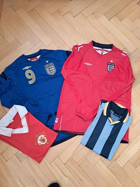 Dresy umbro veľ. 152 a 152/158 + 2 zdarma, 152