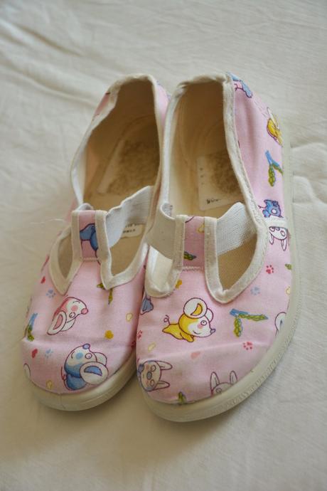 Cvičky s potlačou, baťa,26