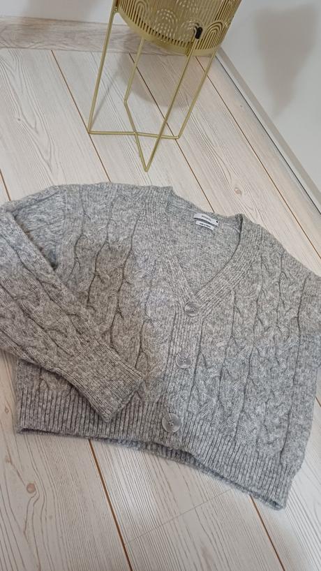 Kardigan reserved, reserved,s