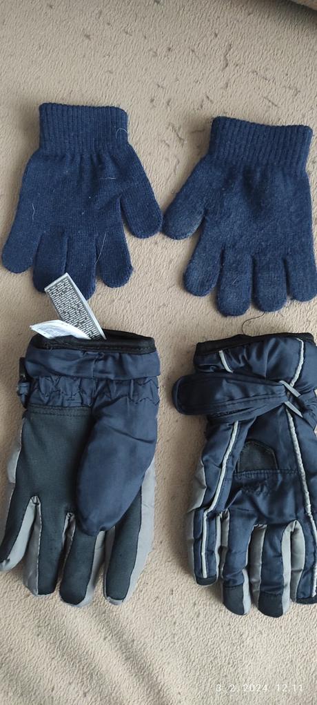 Rukavice zimné, 152