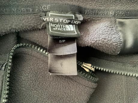 North face flísová bunda čierna veľkosť s, s