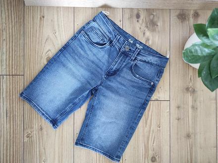 Šortky - ako nové, c&a,146