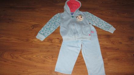 Tepláková súprava, 104