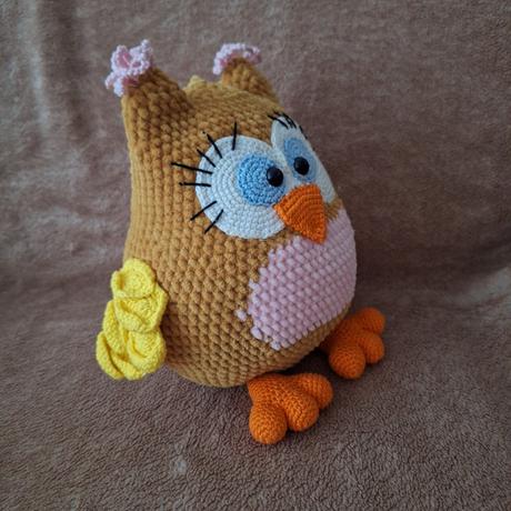 Hackovana sova s hrkalkou, 