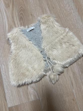 Vesticka kozusinkova chlapata s brmbolcami, wojcik,98