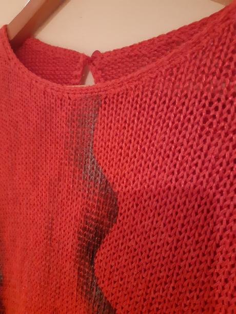 Červený sveter - vyrobený na slovensku, 38