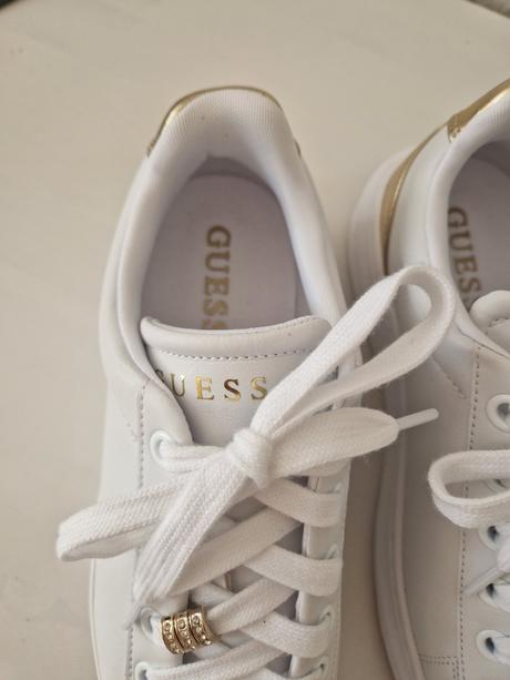 Guss eu40, guess,40