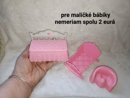 Nábytok pre bábiky, 