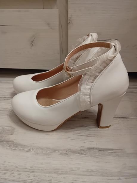 Svadobne topanky, 36