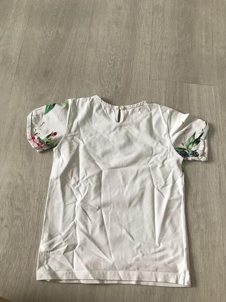 Kvalitne pružne tričko, 128