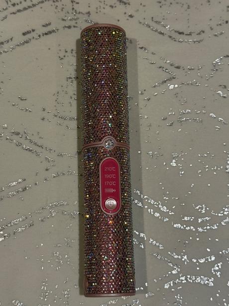 Nabíjatelna žehlička na vlasy, 