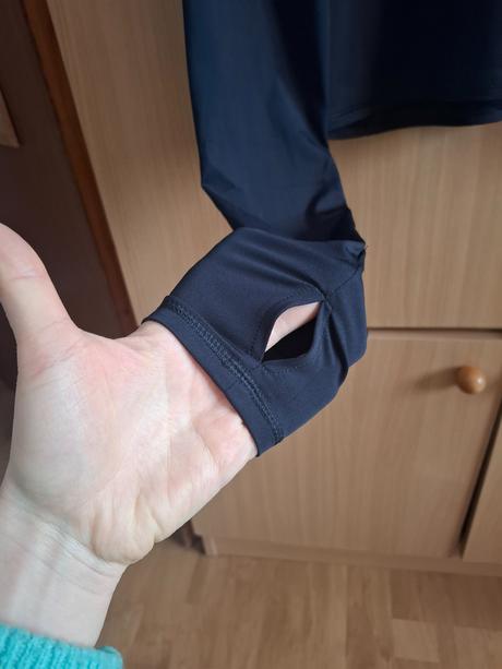 Priliehavé skrátené športové tričko mp, m