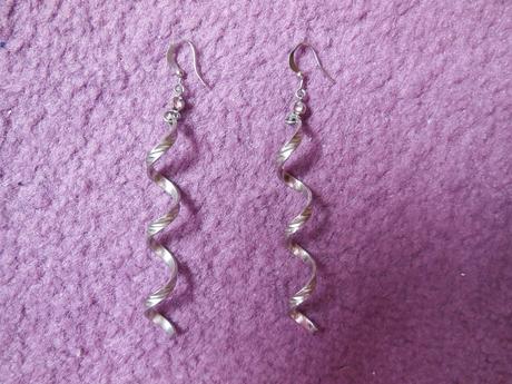 Špiralove nausnice,