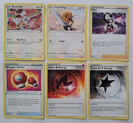 Pokémon karty "darkness ablaze" (2),
