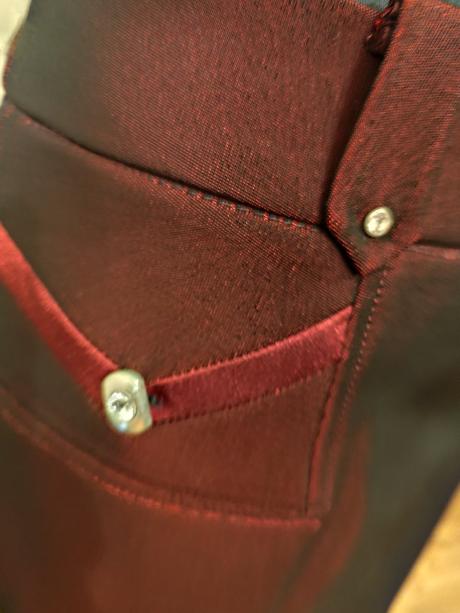 Slávnostnejší bordový štvorkostým annis juzina, 38