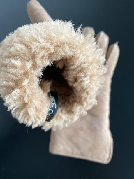 Hnedé kožené rukavice z barana s vlnou, s