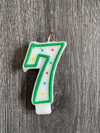 Narodeninova sviečka c.7, 