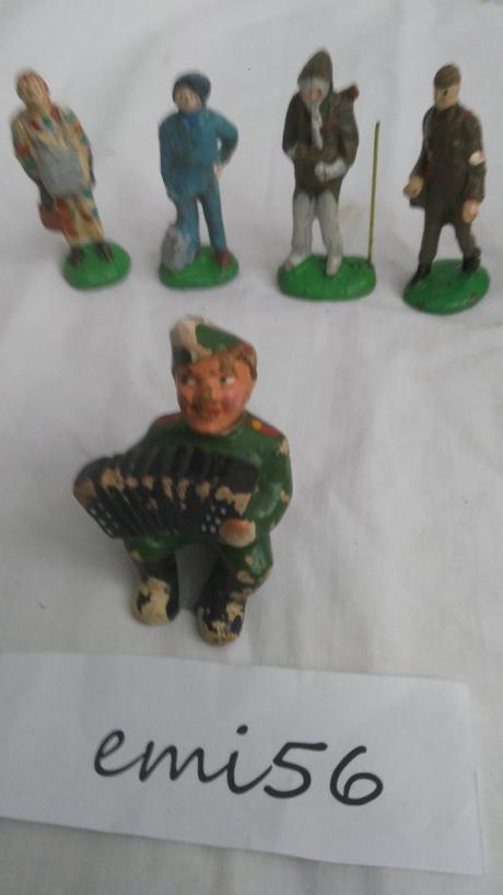 3204 postavičky - retro,