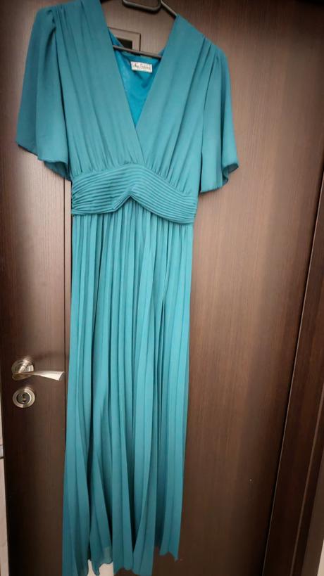 Plesové plisované šaty, 