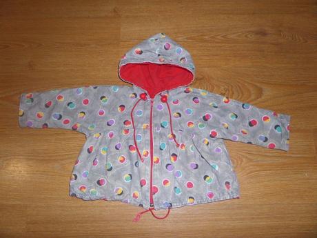 Bodkovaná bundička, 86