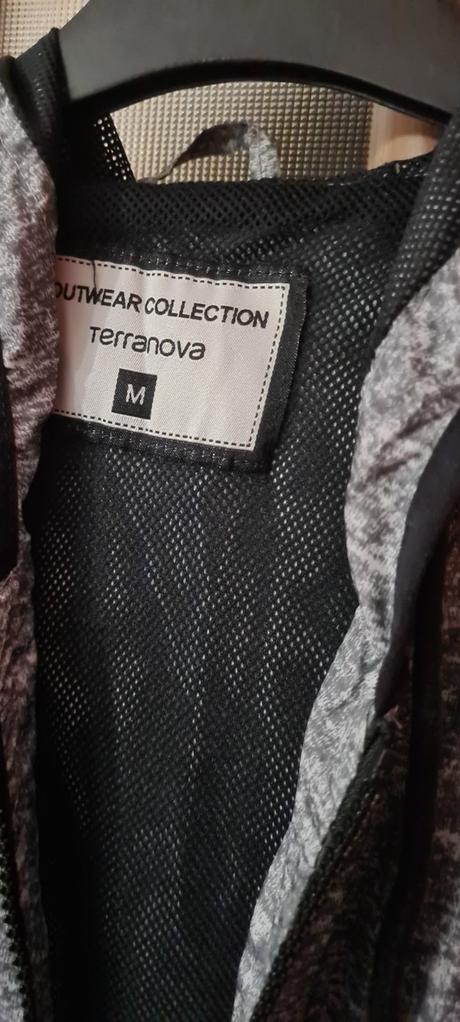 Tenka bunda na sport, terranova,m