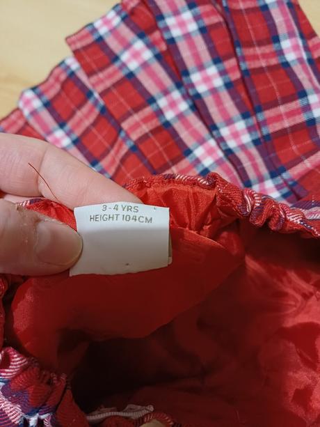 Károvaná sukňa, next,104