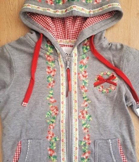 Sivá vyšívaná mikina heily s veľ. s, s