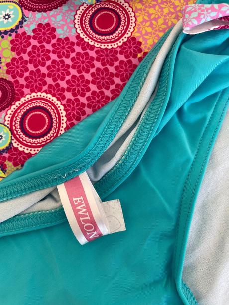 Dvojdielne plavky s tielkovym vrškom, 38