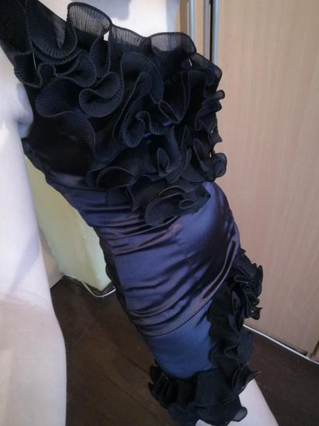 Cierne saty, xs