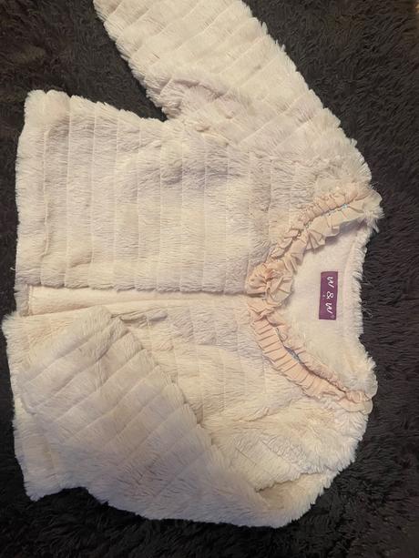 Dievčenský kabátik, 116