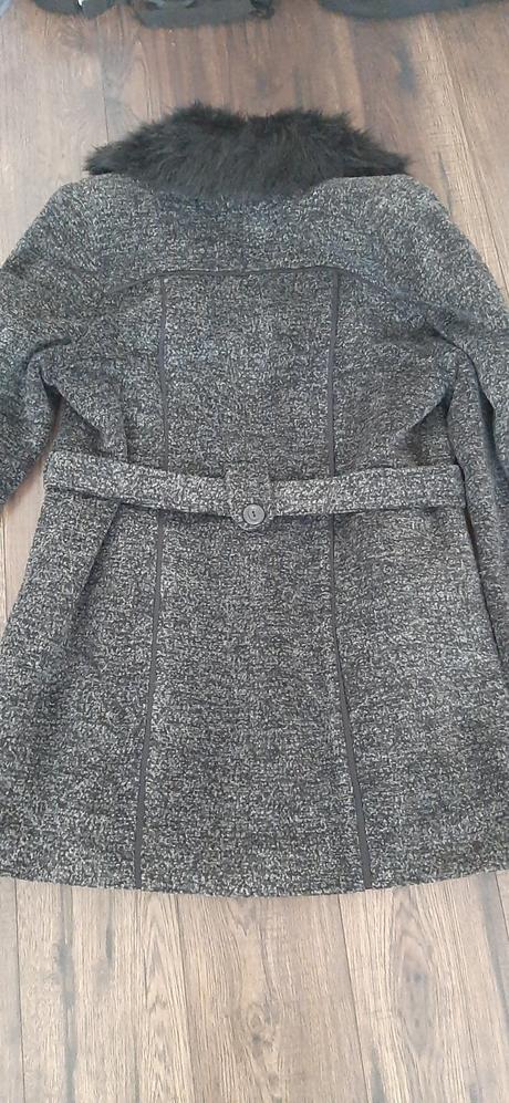 Kabát, 40