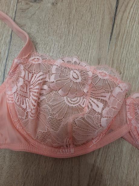 Podprsenka zn. joop, 80c