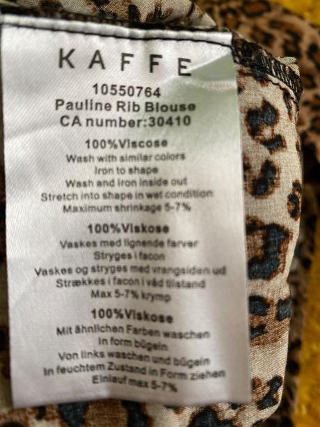 Tigrovaná blúzka bez zapínania, 40