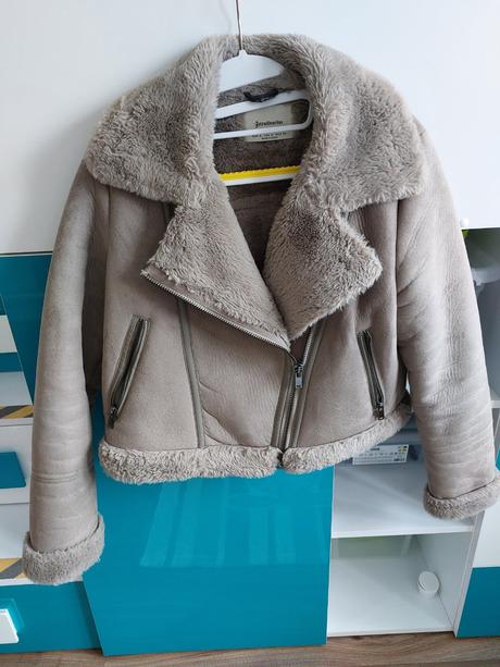 Zimný kabátik, stradivarius,s