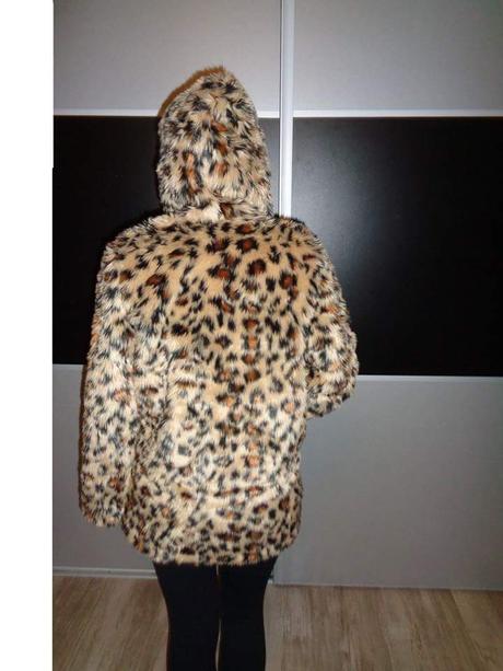 Leopardia bundička, s