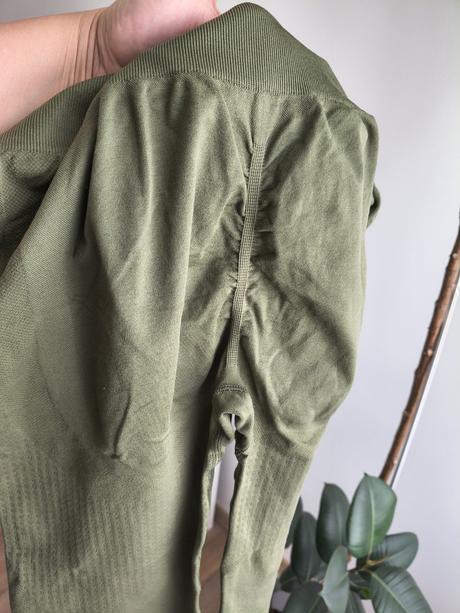 Olivovo zelené push-up športové legíny l, l