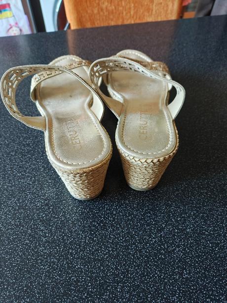 Šľapky na platforme, 39