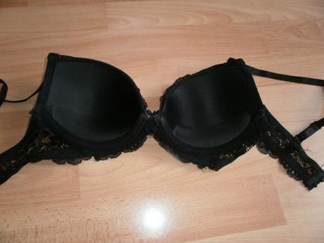 1x oblečená čipkovaná push-upka, new yorker,70a