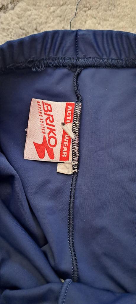 Cyklonohavice pre chlapca, 146