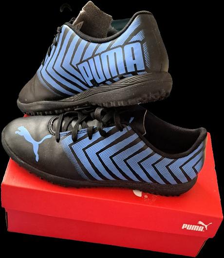 Predam kopacky na umely travik, puma,37