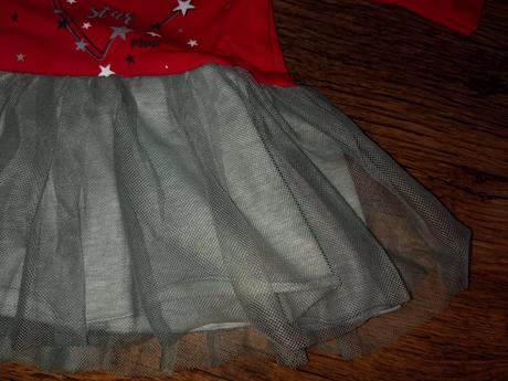 Satocky malá hviezdička s tylom - posledny kus, 62