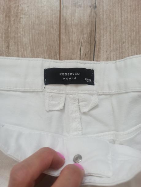 Dámske šortky, reserved,42