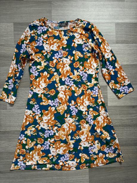 Šaty s kvetmi, bonprix,36