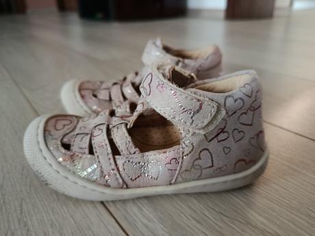 Topánočky sandálky s postovnym, naturino,23