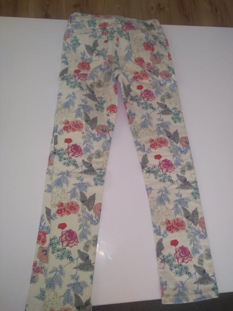 Kvetinové rifle, h&m,122