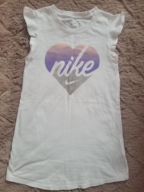 Značkové šaty - nike, nike,110
