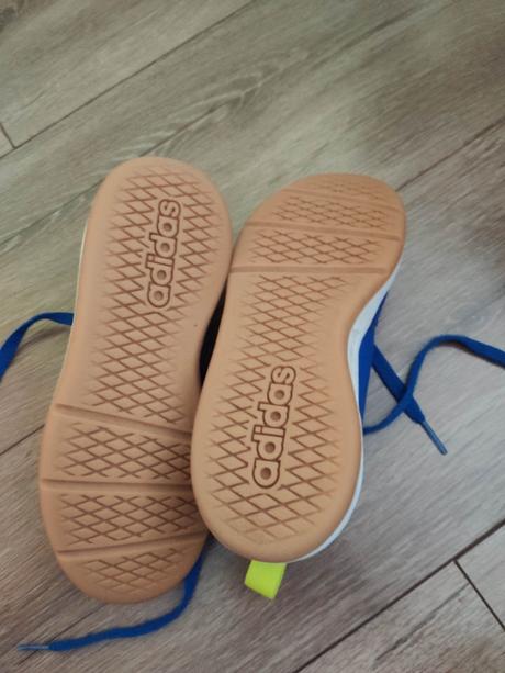 Halové tenisky, adidas,33