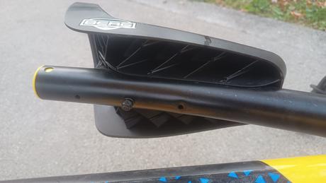 Berg buzzy slapacia kara / slapacie auticko, 